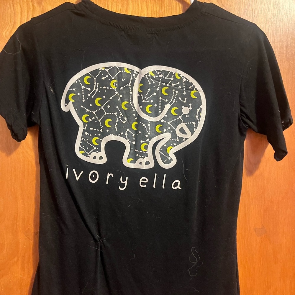 Ivory ella t-shirt. slightly cropped